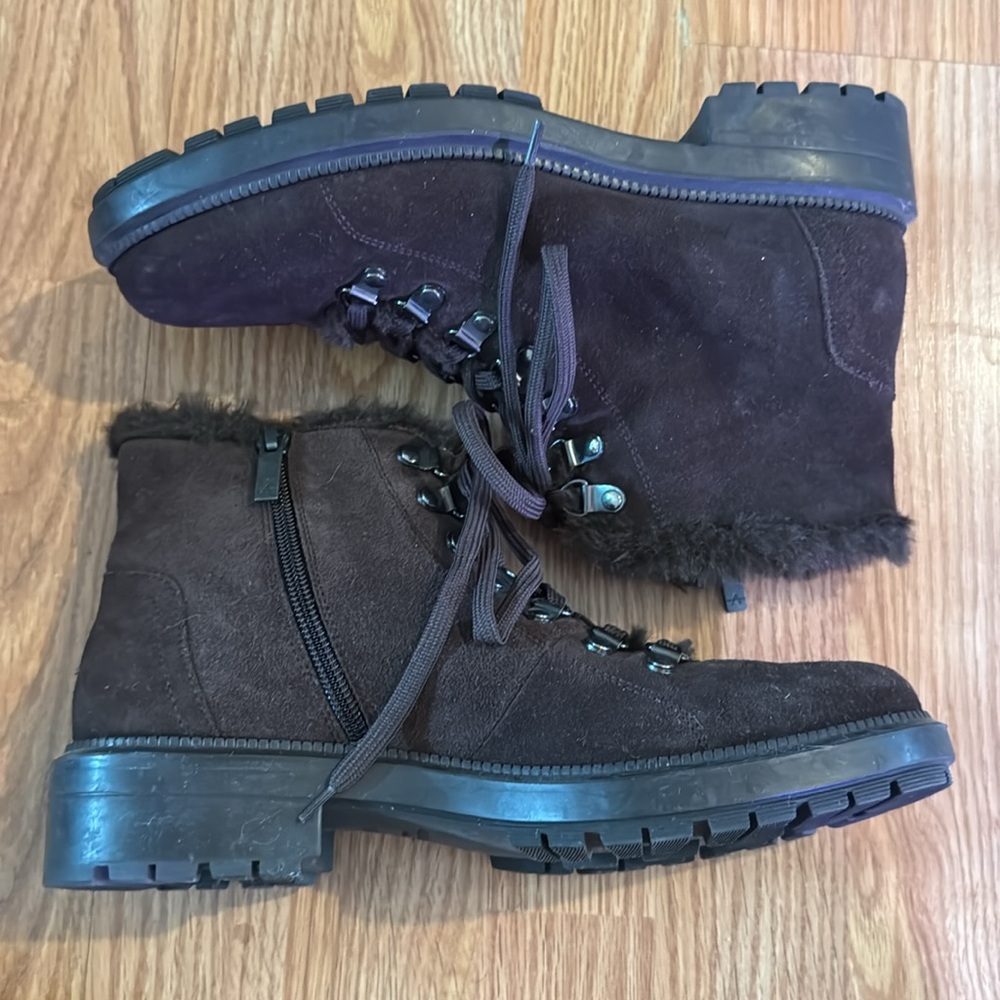 Aquatalia brown suede boots